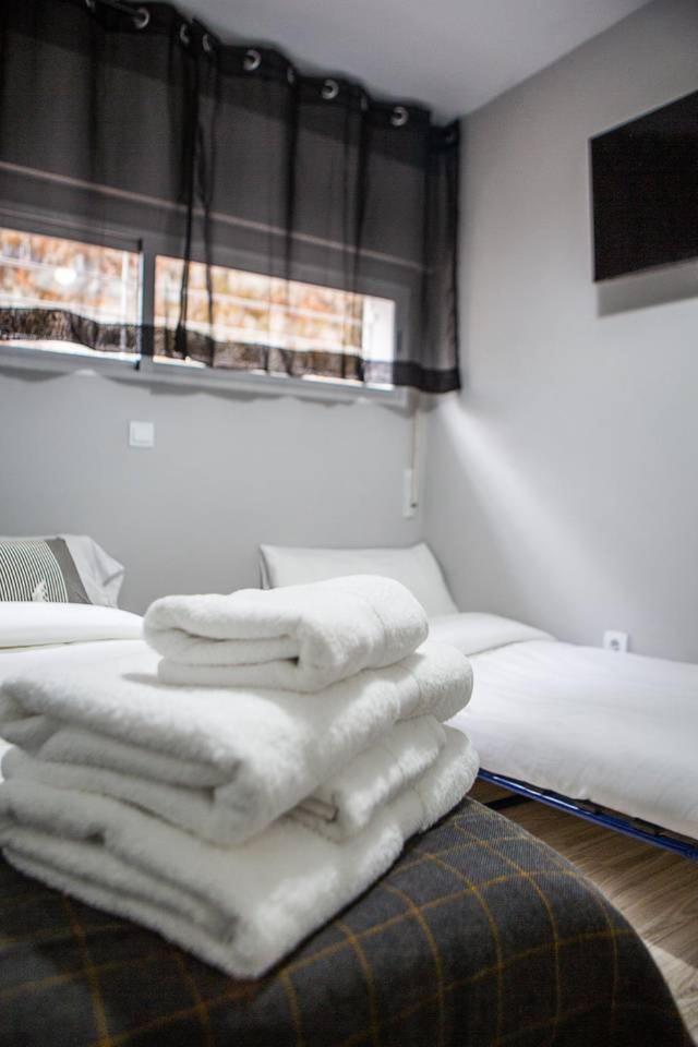 Lovely 3 Bedroom Apartment Next To Fuencarral Madryt Zewnętrze zdjęcie