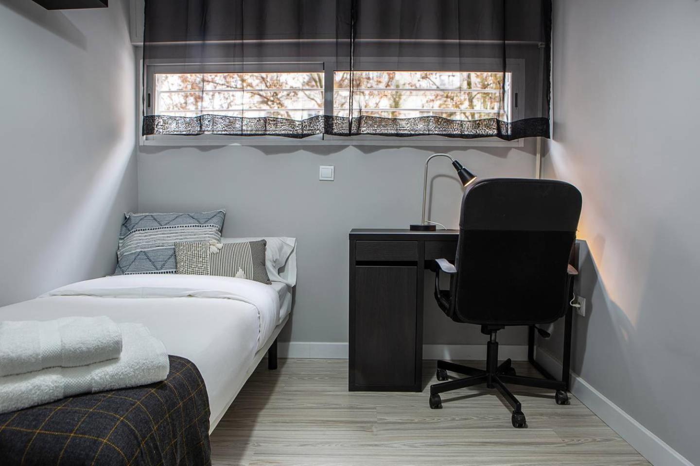 Lovely 3 Bedroom Apartment Next To Fuencarral Madryt Zewnętrze zdjęcie